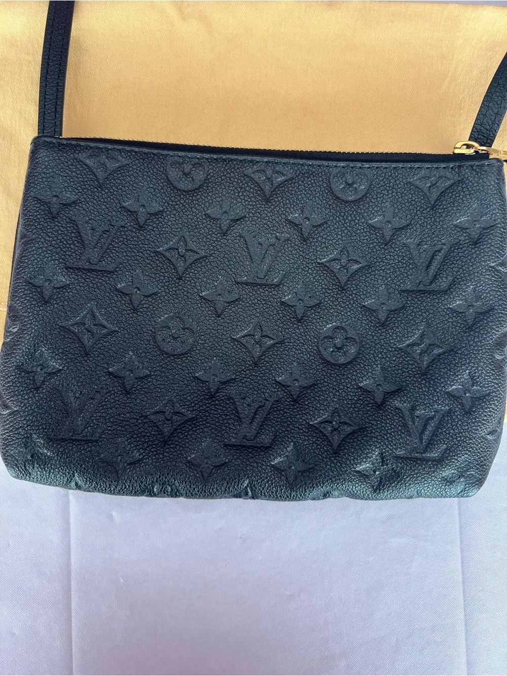 Louis Vuitton Black Monogram Empreinte Crossbody Shoulder Bag - Picture 4 of 16